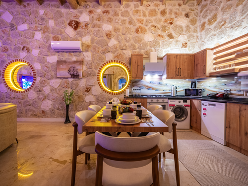  gece  -  Kasım
  | Kalkan Akbel'de Muhafazakar Aile İçin Özel Havuzlu Jakuzili Villa